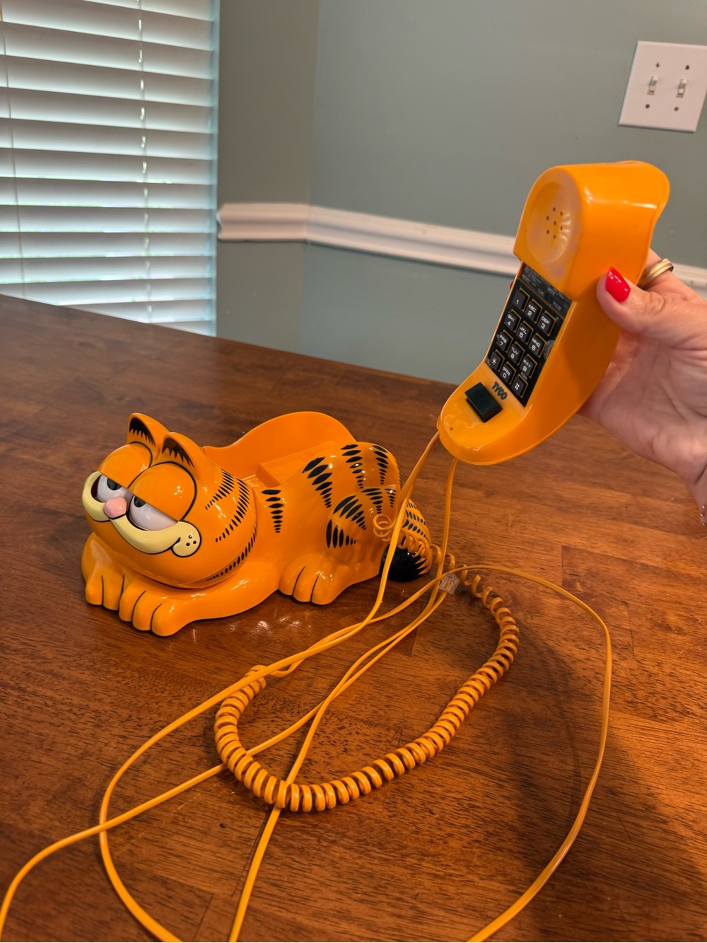 Vintage 1980s Tyco Garfield Landline Telephone Cat Phone Eyes Open Close TESTED - Picture 3 of 10